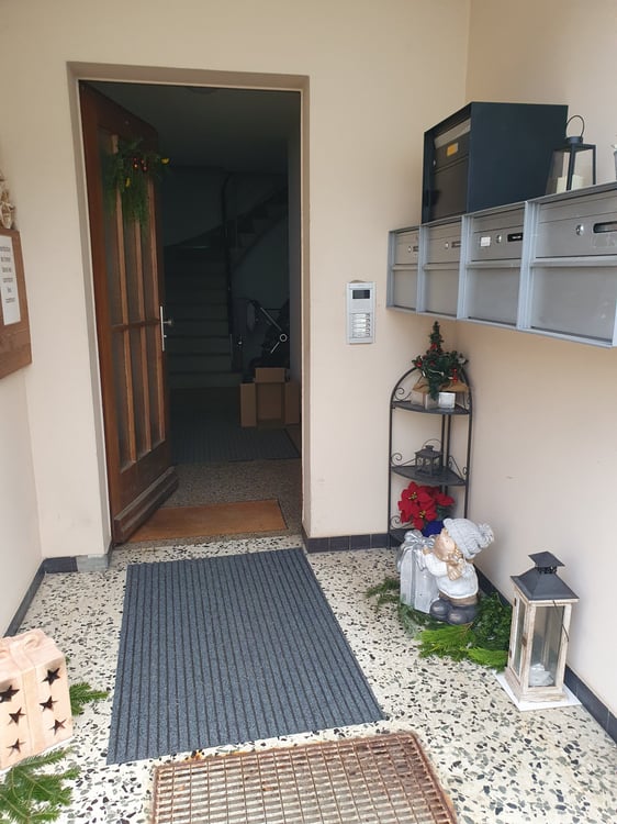 Péry app 1.5 au 1er étage 1