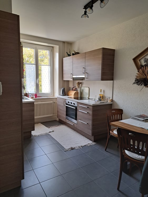 1 pièces spacieuses avec balcon 2