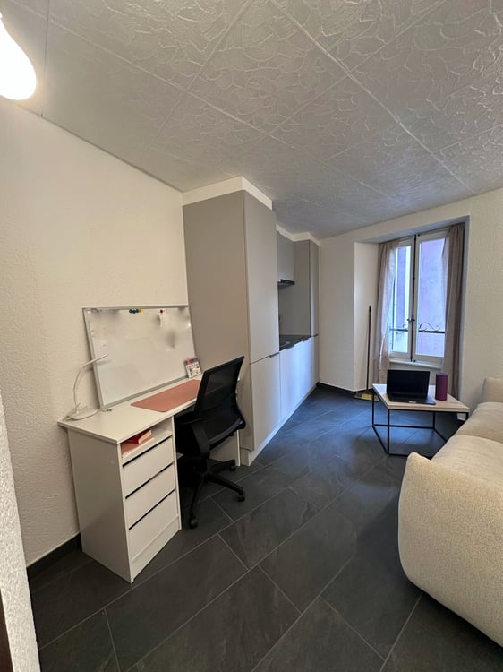 STUDIO A LOUER - ETUDIANT CENTRE VILLE A SION 1