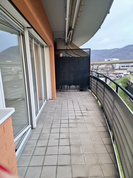 Balerna, privato vende 1.5 locali di reddito 4