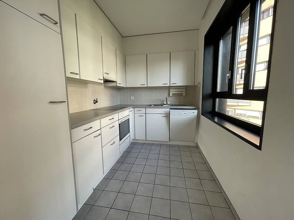 Balerna, privato vende 1.5 locali di reddito 2