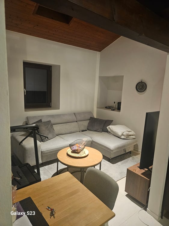 Appartement 2 pièces vd à Genolier 1