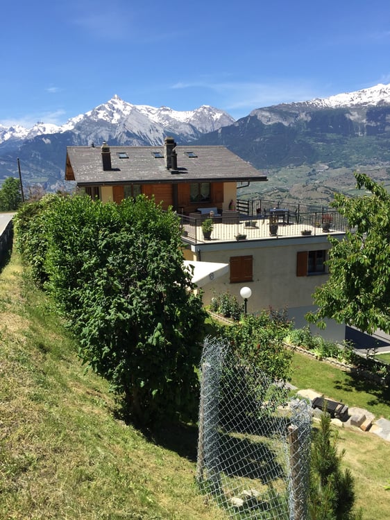 Magnifique 1.5 p à 10 min de Sion Vue XXL Cheminée Terrasse 11