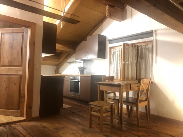 Magnifique attique meublé 1.5 3