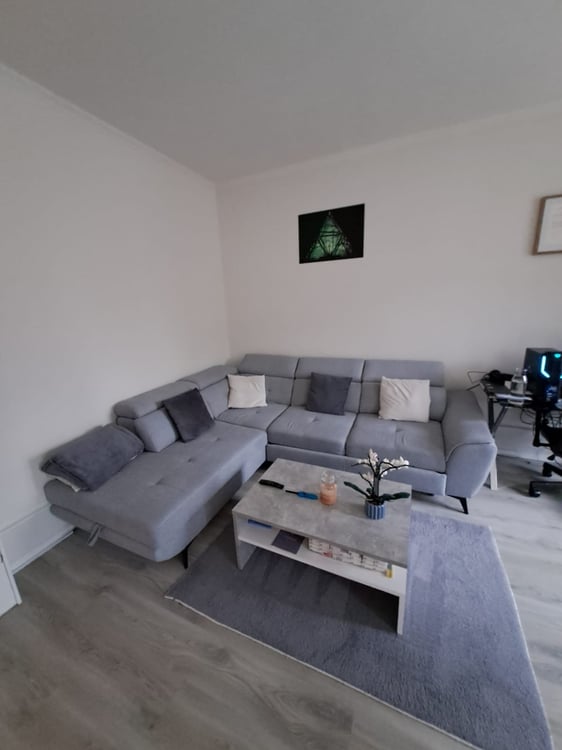 1.5 pièces, 1er étage / 1.5-Zimmer-Wohnung 5