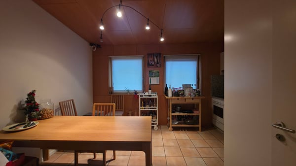 Charmant 2.5 pièces avec plafond en bois ? Proche centre ! 4