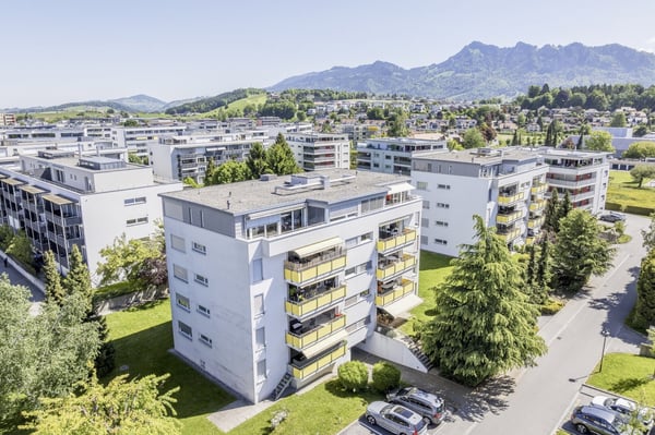 Charmant appartement de 1.5 pièces à louer au coeur de Bulle 2