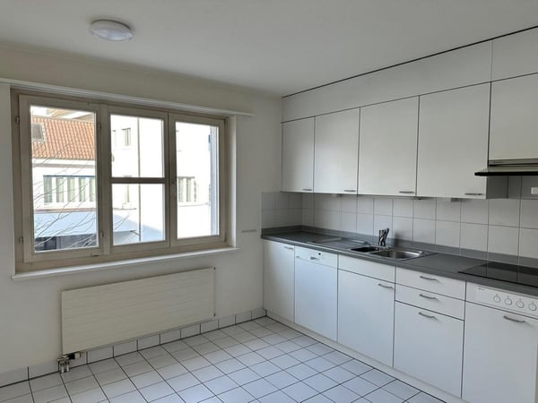 Charmante 1.5 Zimmerwohnung mit Balkon in Schwyz 3