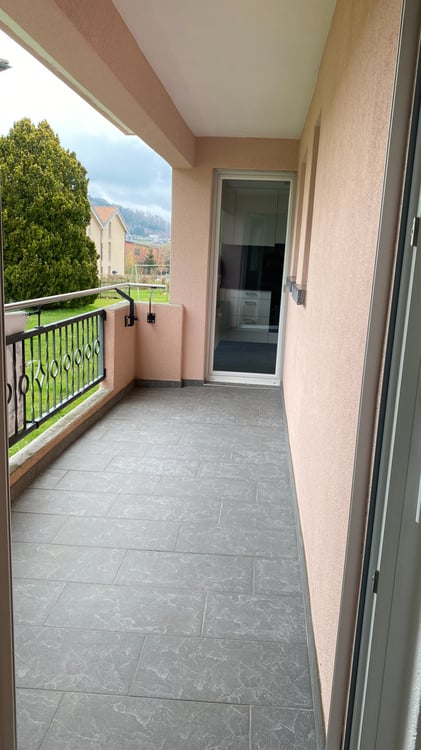 A louer bel appartement 1,5 pièces rénové 13