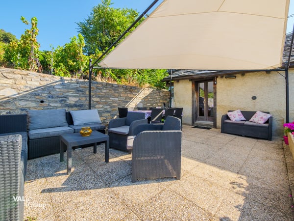 Grande maison à louer à Corin - Disponible en milieu d'année 2