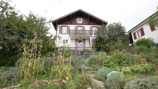 Belle Petite Maison à Peseux 1