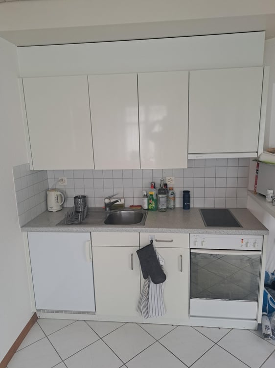 Helles Möbliertes Studio zur Übernahme - Nähe HSG 5