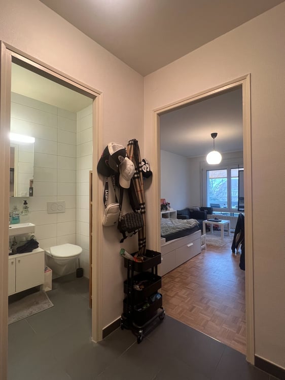 Studio Avenue Jurigoz à Lausanne 4