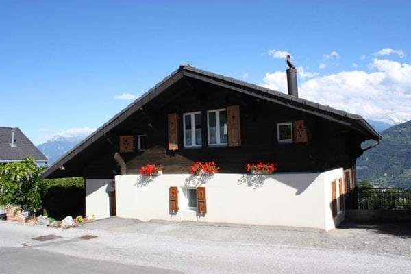 Maison 7.5 pièces à louer à Granois meublée 2