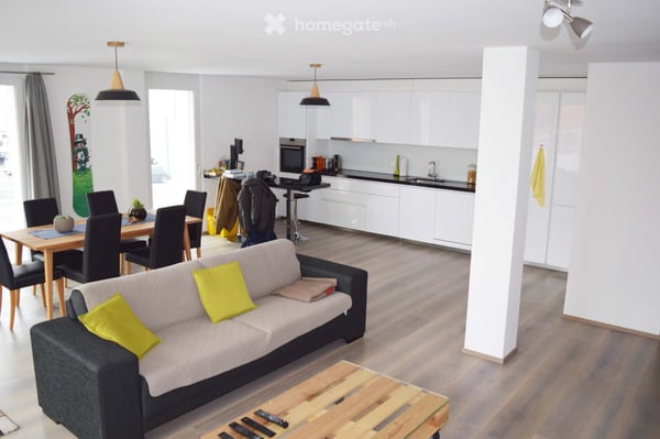 Spacieux 4.5 pièces moderne de 150 m² avec grand séjour 1
