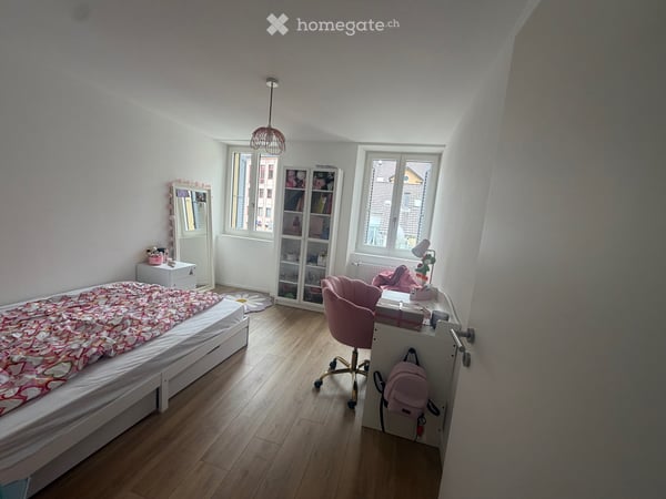 Appartement 5 pièces le locle 3
