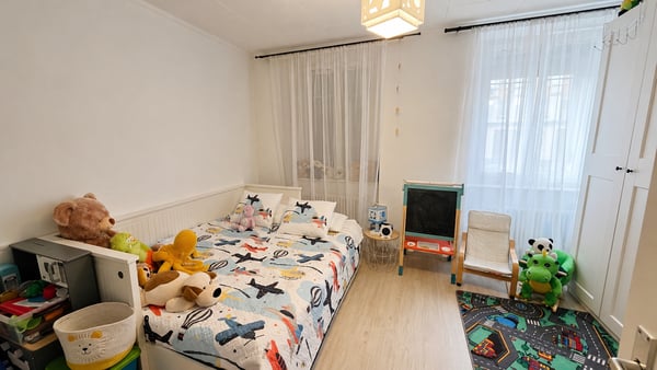 Appartement 3 pièces au rez-de-chaussée  La Chaux-de-Fonds 5
