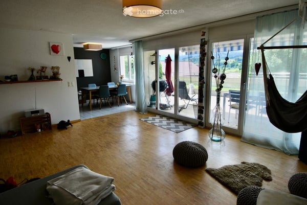 Bel appartement de 7.5 pièces avec jardin et vue à Alterswil 4