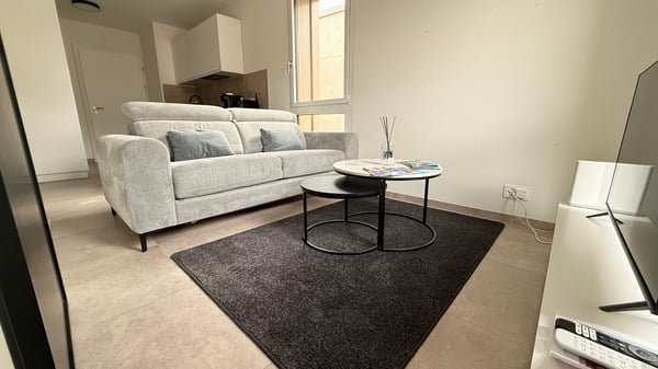 Logement de standing proche de la gare de Cully et du lac 5
