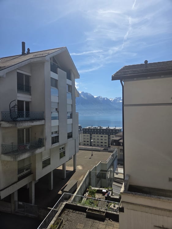 À louer 4