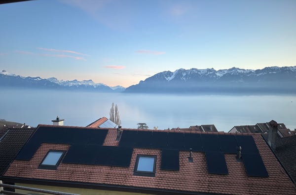 Chambre meublée vue lac dans grand appartement à Chexbres 3
