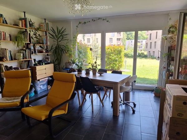 Beau 3.5Pce avec jardin et place de parc souterraine 3