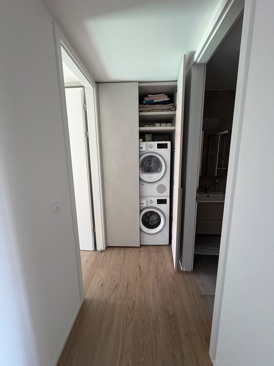 2.5 pce au 5e (dernier étage), lumineux, spacieux, minergie 4