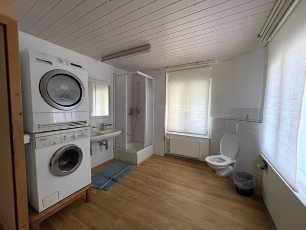Möbliertes Zimmer in Niederuzwil 3