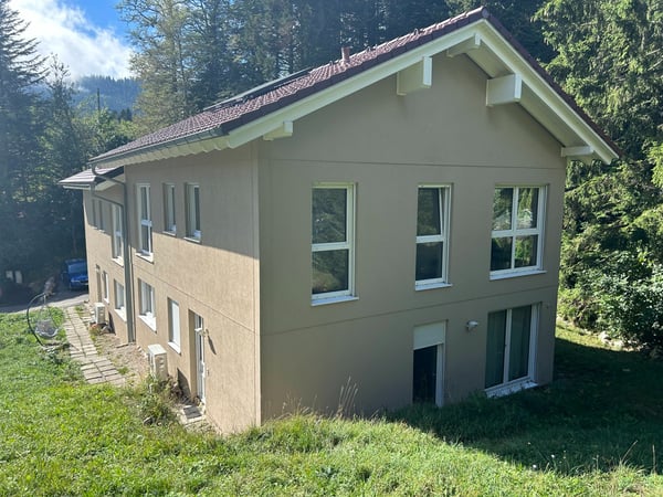 Villa jumelée moderne 5.5P - Calme et vue sur la forêt 1