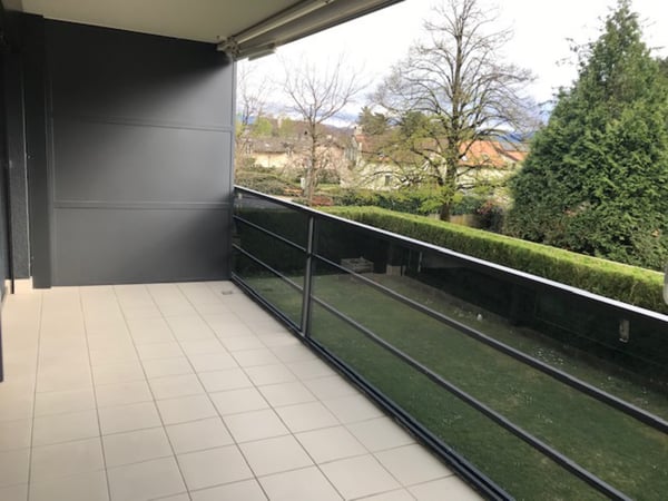 Lumineux et grand 2.5 pièces 3