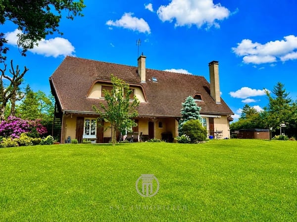 Belle demeure de prestige Bourgogne sud Saint Agnan 71160 1