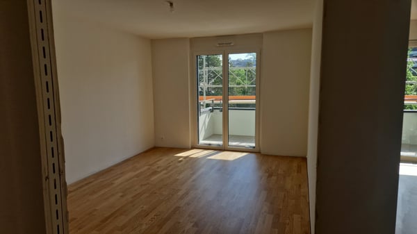 Tout neuf appartement 2 1/2 a louer 1