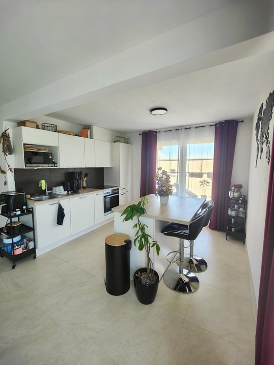 Appartement 3.5 pièces de 90 m² à Vesin 2