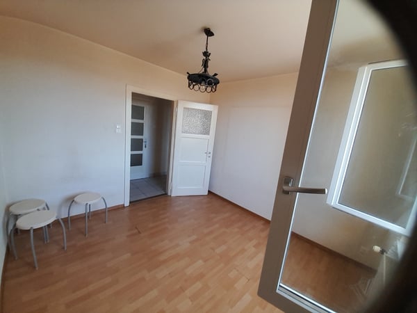 Bel appartement 1 pièce, Neuchâtel, Carrels 18 2