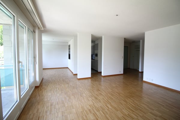 Moutier, Petit-Val 14 - Grand 4,5 pièces 8