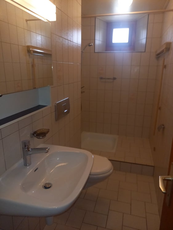 Appartement à louer à Travers 3
