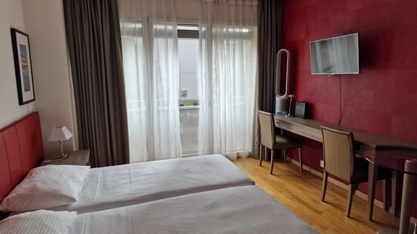 Superbe studio meublé tout équipé - Ménage et Wifi inclus! 3