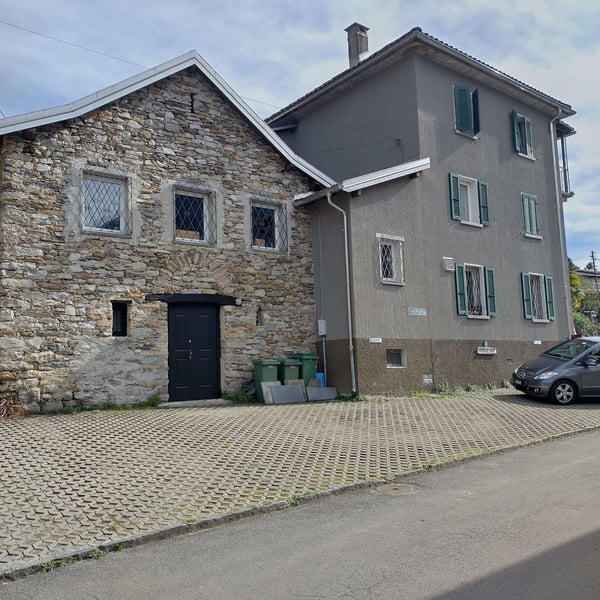 Privato vende casa con Taverna in Bellinzonese 3