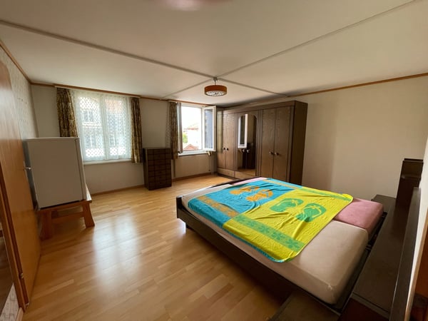 verschiedene möblierte Zimmer in Niederuzwil 2