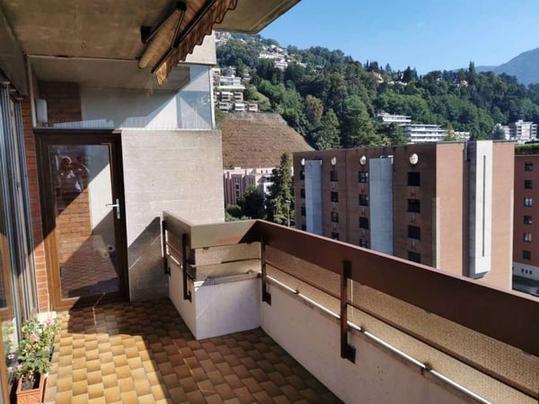 Lugano, vendo 3.5 locali di reddito 1