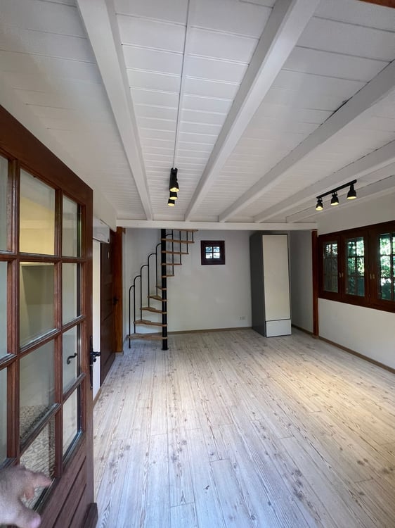 Chalet habitable rénové avec grand jardin à Lausanne 2