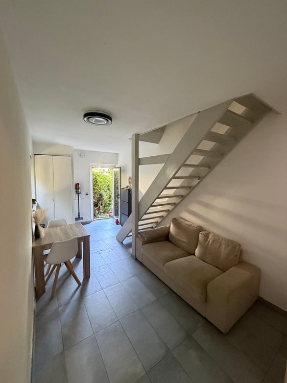 Appartement 2,5 pièces avec jardin à Crissier 2