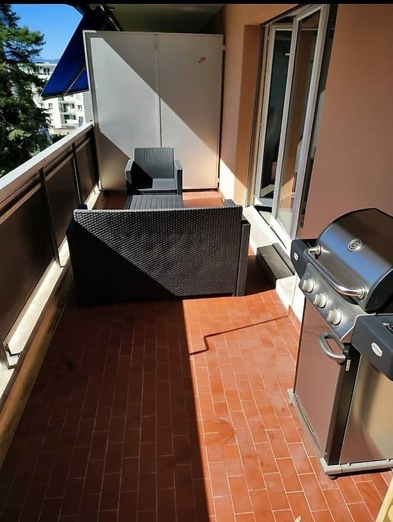 STUDIO 33.5m² + BALCON 11m² - CLARENS,VUE ALPES & APERÇU LAC 1