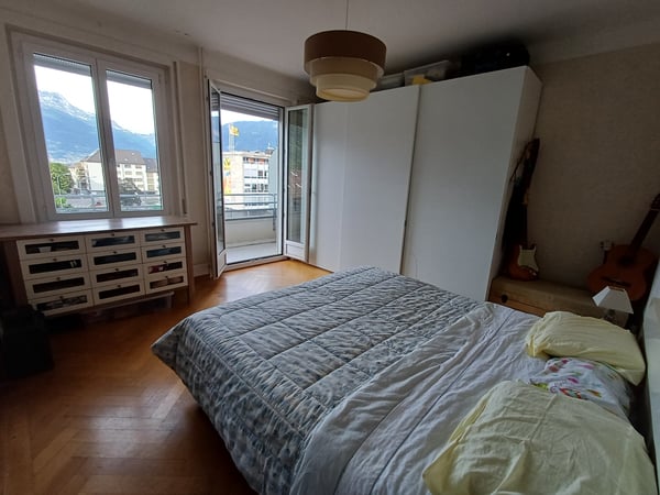 Appartement de 3,5 pièces à Aigle. Disponible:1er Juillet. 3