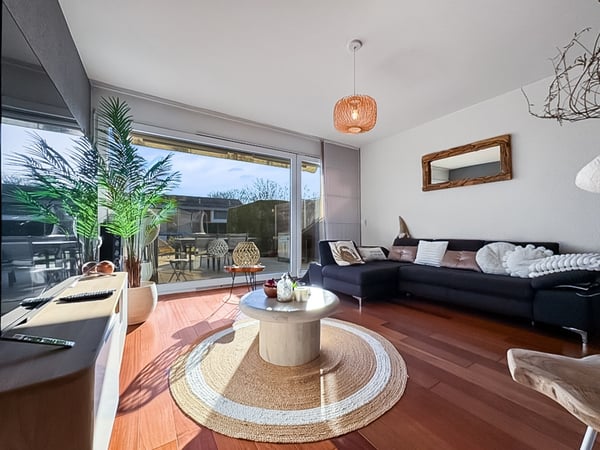 Exclusif à vendre maison contiguë 4