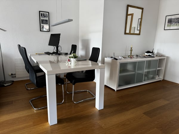 2 1/2 Zimmer Wohnung, neuwertig 5