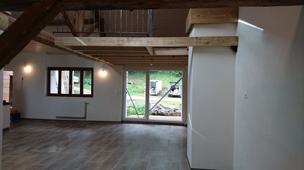 App. 4.5 pièce,  dans le charment  village de Curtilles, 3