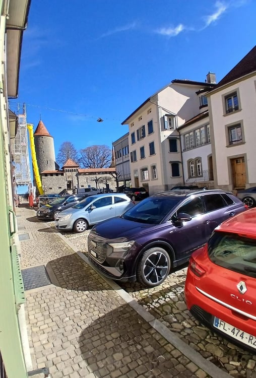 APPARTEMENT 1,5 PIECE LUMINEUX PROCHE CHATEAU 5