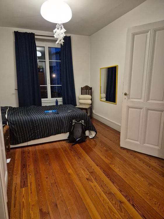 Appartement de 3 pièces - Jonction - Reprise de bail 12