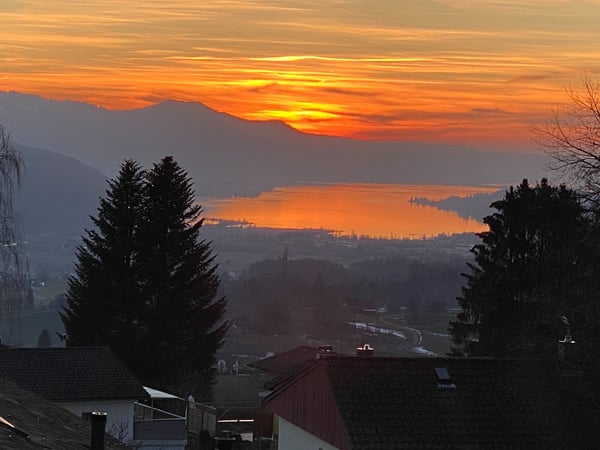 5 1/2 Duplex Attika mit 6 Garagenplätzen 265 m2 1